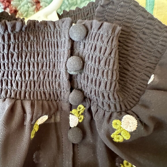 Cabi Blouse Womens XS Embroidered Floral Flowy Semi Sheer Preppy Academia Black - Picture 10 of 12
